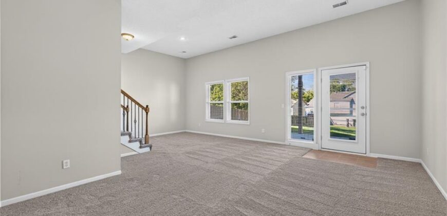 9004 N Cosby Avenue, Kansas City, MO 64154