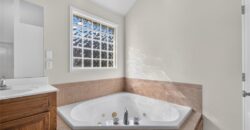 9004 N Cosby Avenue, Kansas City, MO 64154
