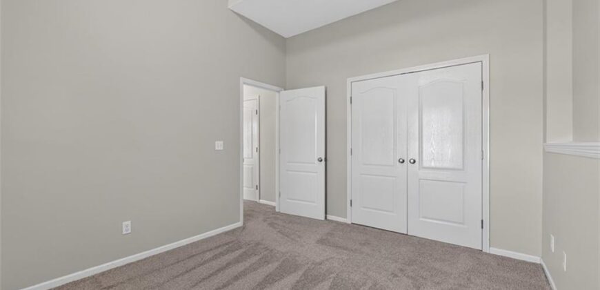 9004 N Cosby Avenue, Kansas City, MO 64154