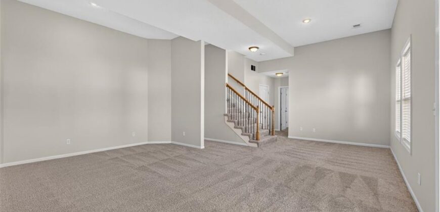 9004 N Cosby Avenue, Kansas City, MO 64154
