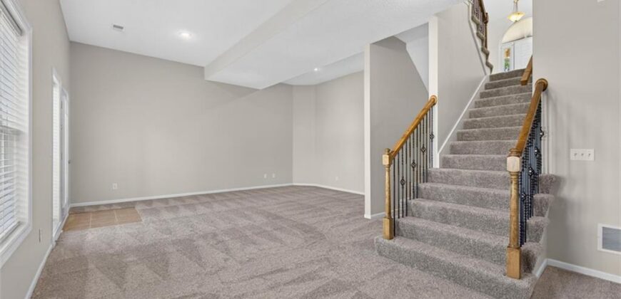 9004 N Cosby Avenue, Kansas City, MO 64154