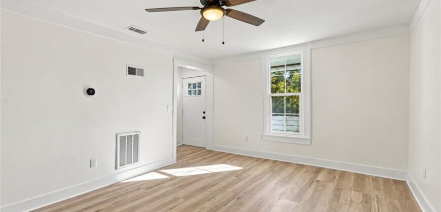 230 N Missouri Street, Liberty, MO 64068