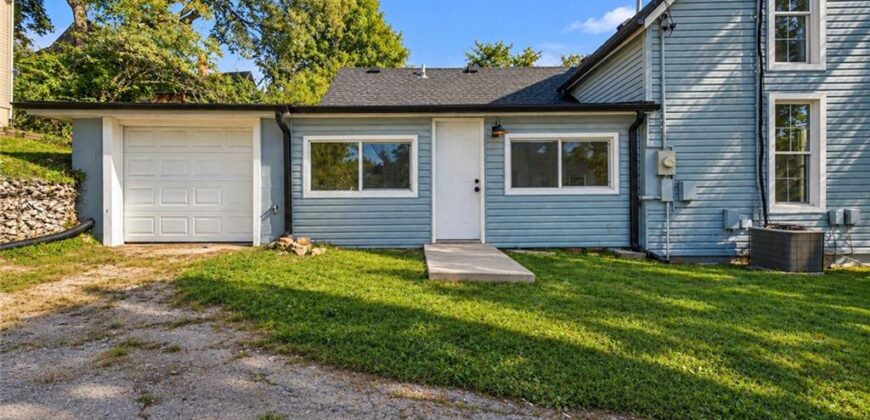 230 N Missouri Street, Liberty, MO 64068