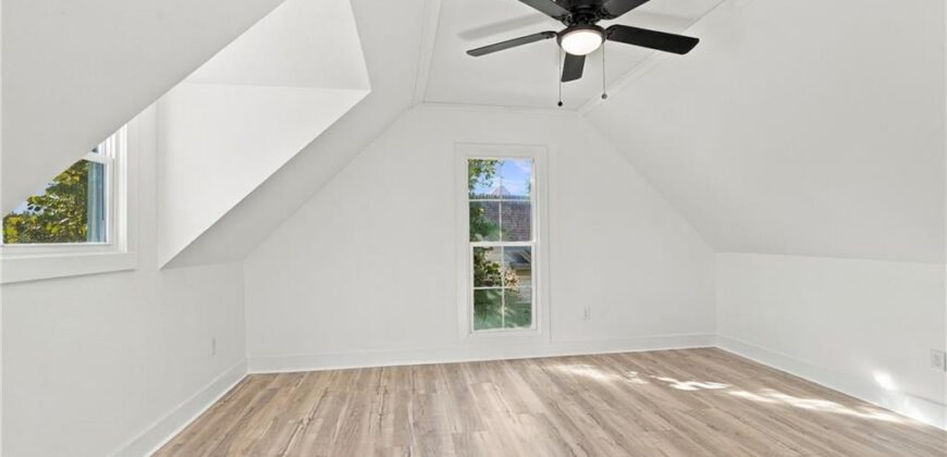 230 N Missouri Street, Liberty, MO 64068