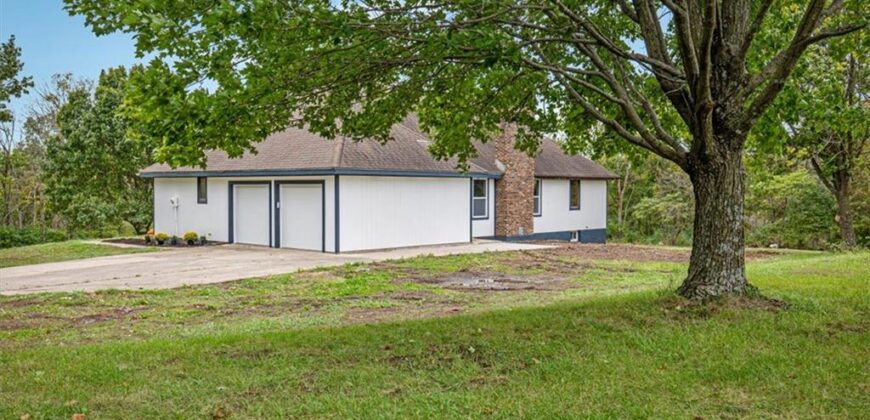 19626 SE Dykes Road, Holt, MO 64048