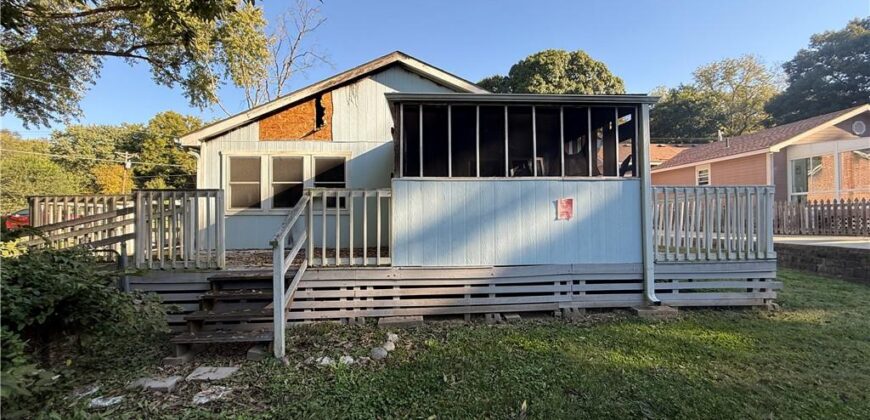 203 Walnut Street, Weston, MO 64098