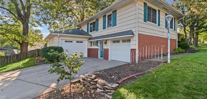 1913 E 29th Avenue, North Kansas City, MO 64116