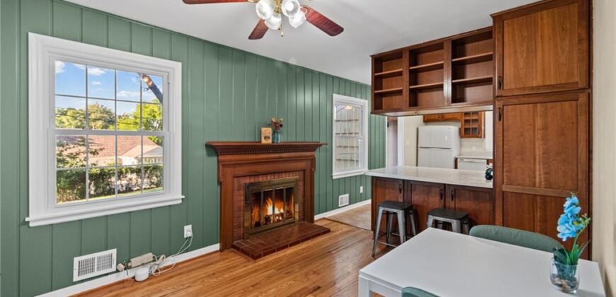 1913 E 29th Avenue, North Kansas City, MO 64116
