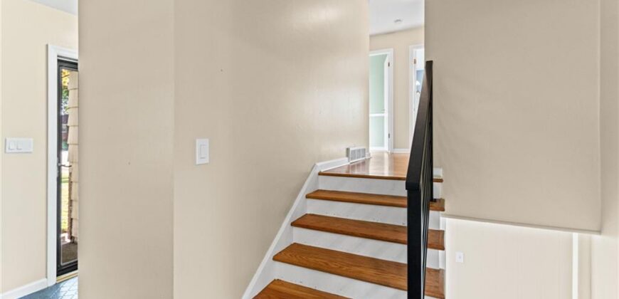1913 E 29th Avenue, North Kansas City, MO 64116