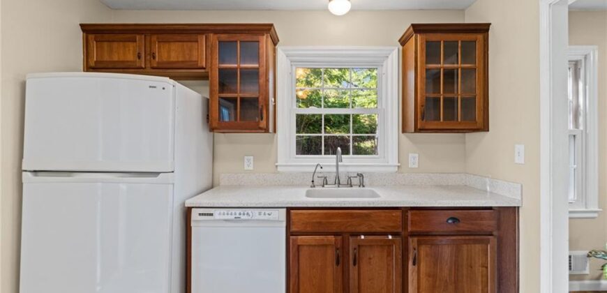 1913 E 29th Avenue, North Kansas City, MO 64116