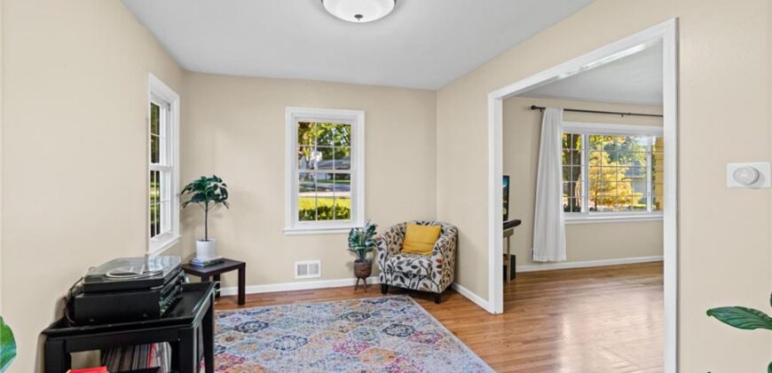 1913 E 29th Avenue, North Kansas City, MO 64116