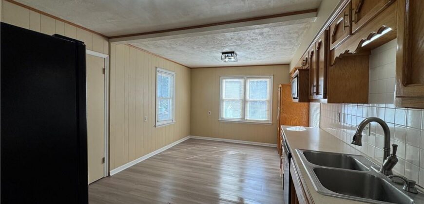 1401 NE 67th Terrace, Gladstone, MO 64118