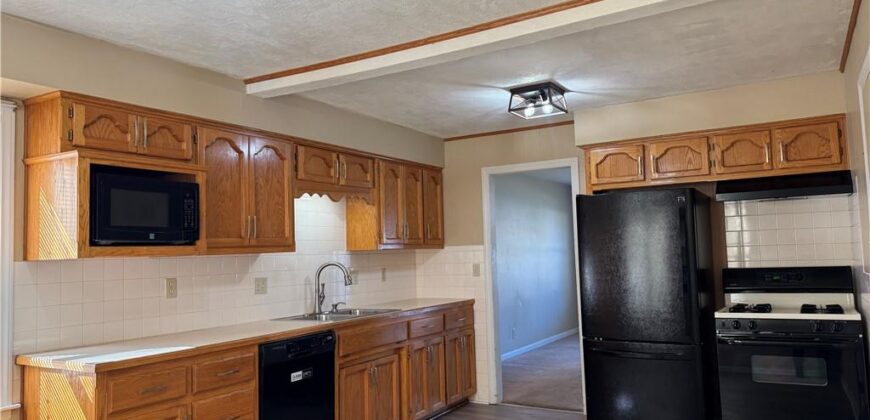 1401 NE 67th Terrace, Gladstone, MO 64118
