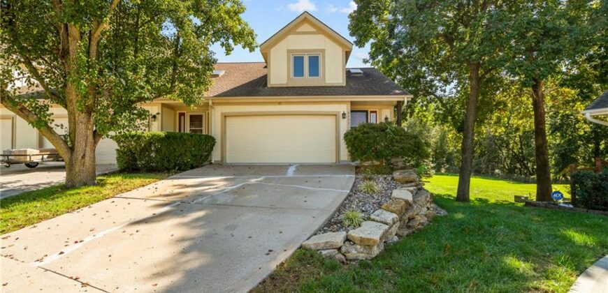 8204 NW Bradford Court, Kansas City, MO 64151
