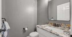 8121 Parkview Drive, Parkville, MO 64152