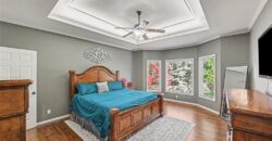 8121 Parkview Drive, Parkville, MO 64152