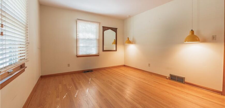 5820 N Lenox Avenue, Kansas City, MO 64151