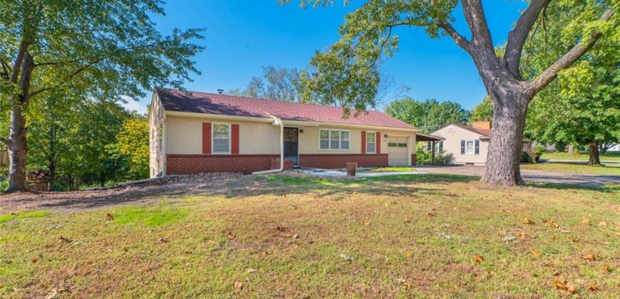 5820 N Lenox Avenue, Kansas City, MO 64151