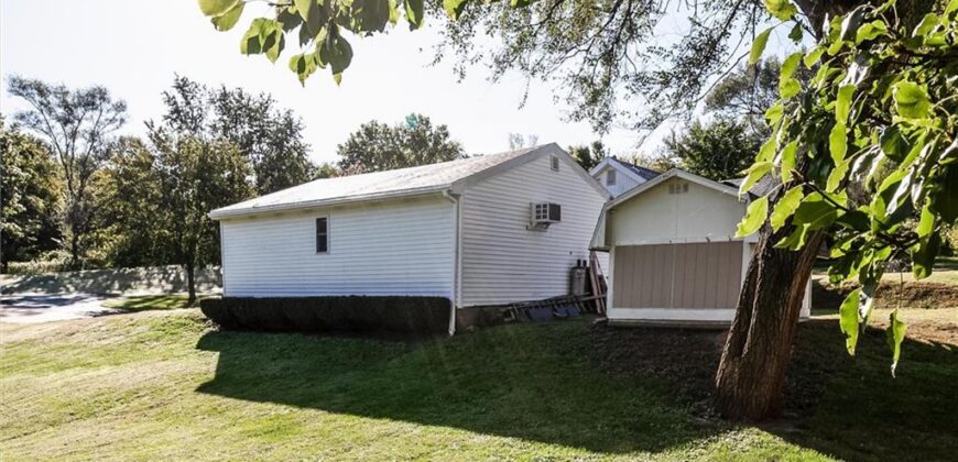 1904 4th Street, Platte City, MO 64079