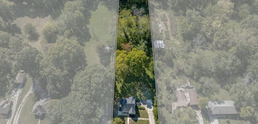 1105 NE Maple Drive, Kansas City, MO 64118