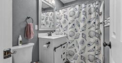 6702 N CHARLOTTE Street, Gladstone, MO 64118