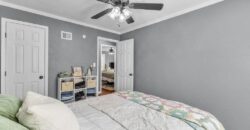 6702 N CHARLOTTE Street, Gladstone, MO 64118