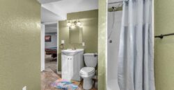 6702 N CHARLOTTE Street, Gladstone, MO 64118