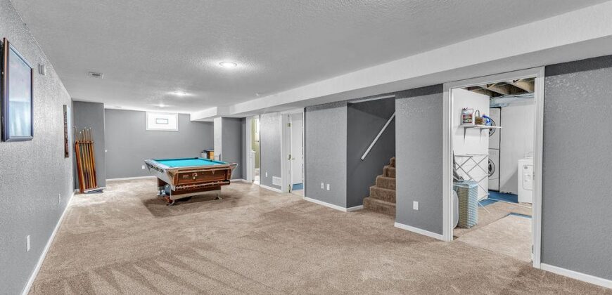 6702 N CHARLOTTE Street, Gladstone, MO 64118