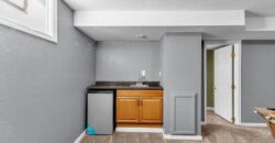 6702 N CHARLOTTE Street, Gladstone, MO 64118
