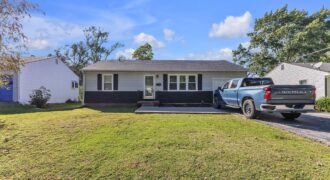 6702 N CHARLOTTE Street, Gladstone, MO 64118