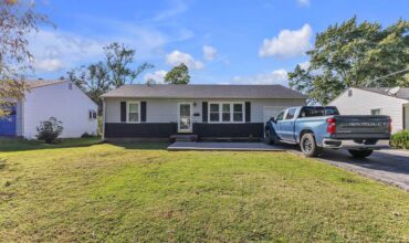 6702 N Charlotte Street, Gladstone, MO 64118