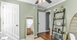 6702 N CHARLOTTE Street, Gladstone, MO 64118