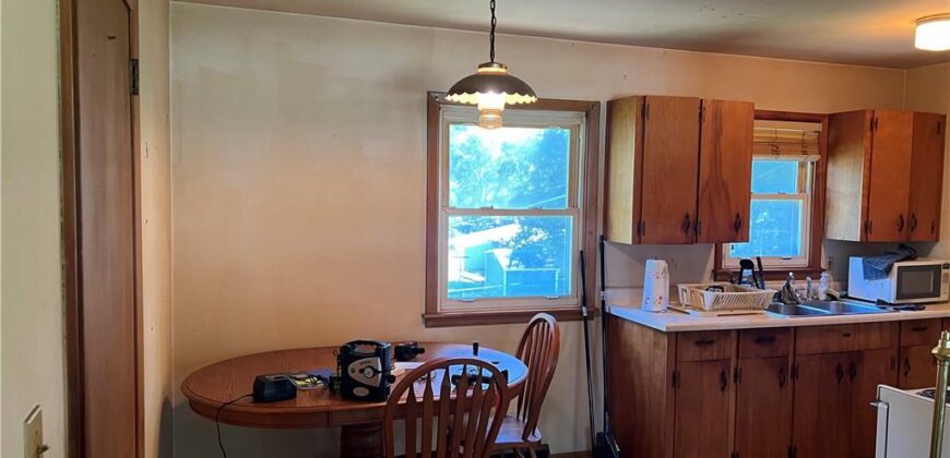6001 N Michigan Place, Gladstone, MO 64118