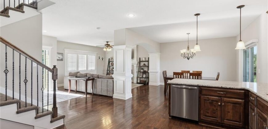 18304 Rock Creek Drive, Smithville, MO 64089