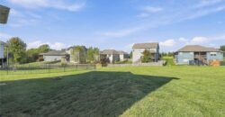 18304 Rock Creek Drive, Smithville, MO 64089