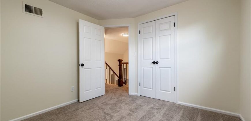 10003 N Charlotte Street, Kansas City, MO 64155