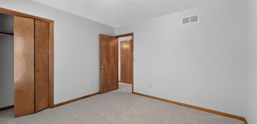 4903 NW 67th Terrace, Kansas City, MO 64151