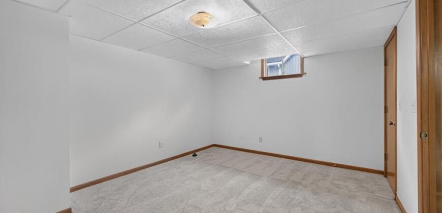 4903 NW 67th Terrace, Kansas City, MO 64151