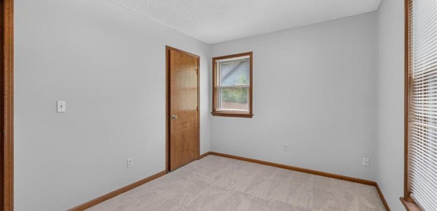 4903 NW 67th Terrace, Kansas City, MO 64151