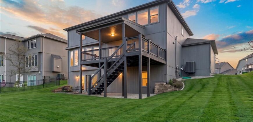17700 NW 130th Terrace, Platte City, MO 64079