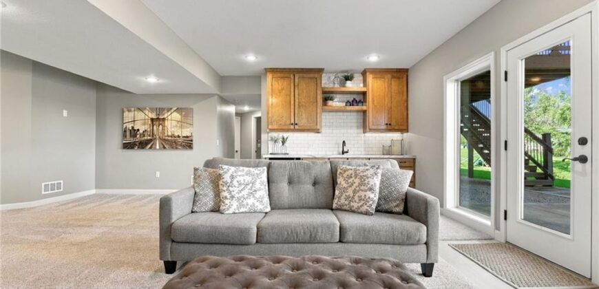 17700 NW 130th Terrace, Platte City, MO 64079