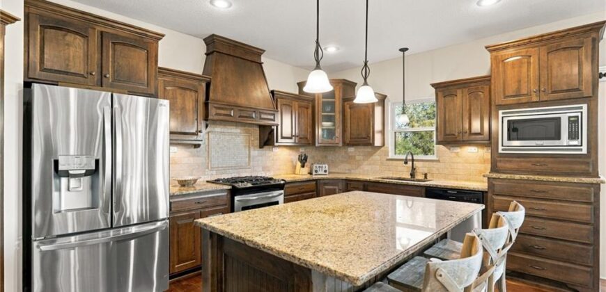 17700 NW 130th Terrace, Platte City, MO 64079
