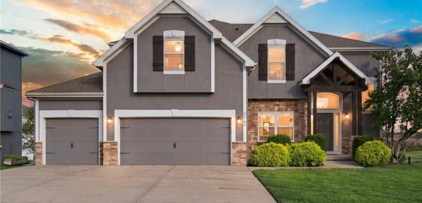 17700 NW 130th Terrace, Platte City, MO 64079