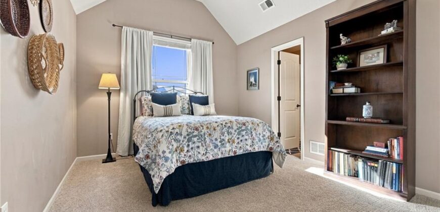 17700 NW 130th Terrace, Platte City, MO 64079