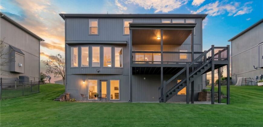 17700 NW 130th Terrace, Platte City, MO 64079