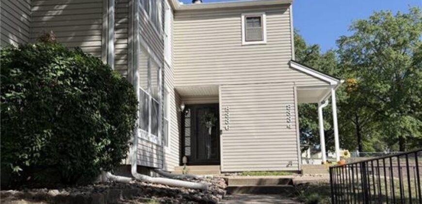 8336 NW Barrybrooke Drive, Kansas City, MO 64151