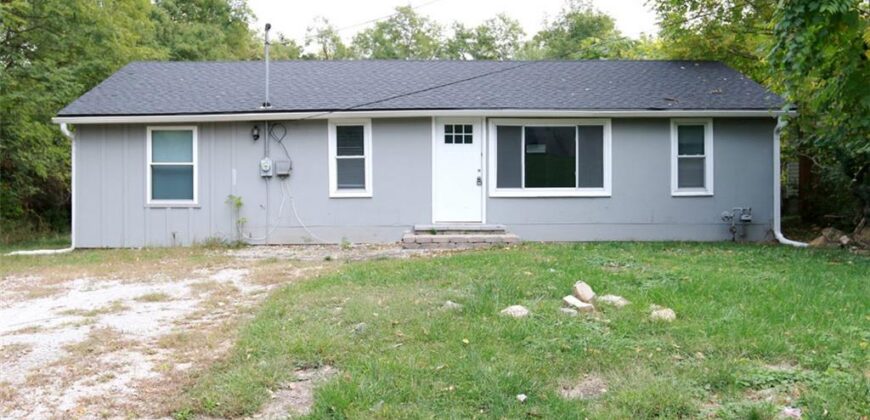 5231 N MERRIMAC Avenue, Kansas City, MO 64151