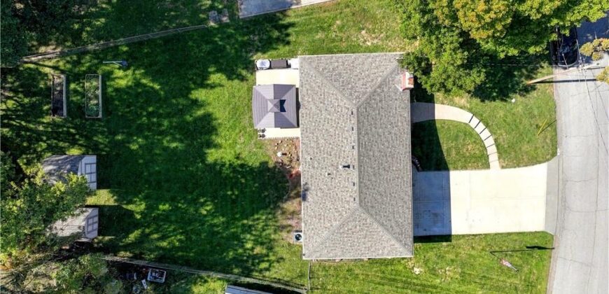 363 E Lowell Street, Claycomo, MO 64119
