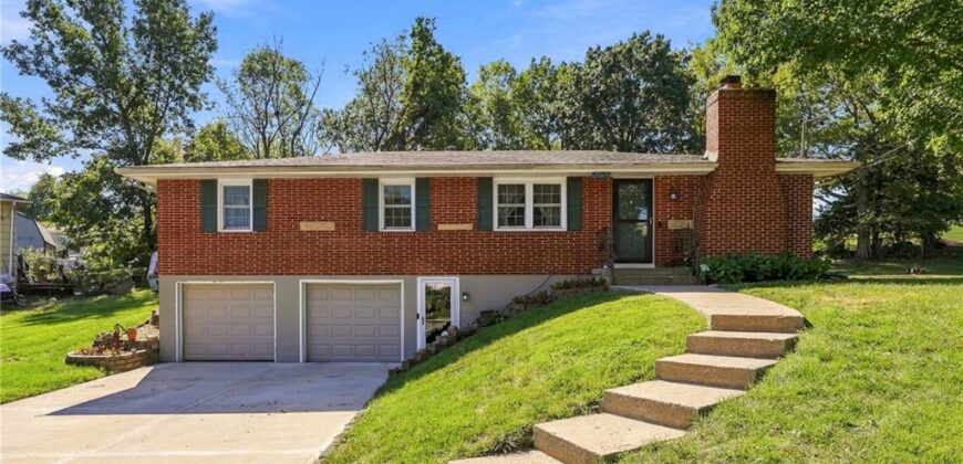 363 E Lowell Street, Claycomo, MO 64119