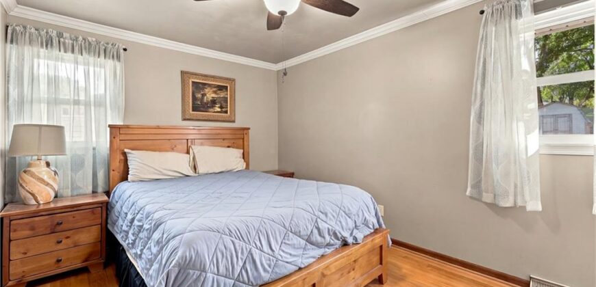 363 E Lowell Street, Claycomo, MO 64119